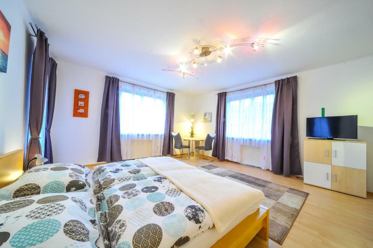 Privatzimmer Haus Erika Sankt Peter-Freienstein Extérieur photo
